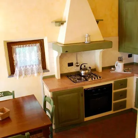 Sleeps 29 Pool Wifi Coiano
